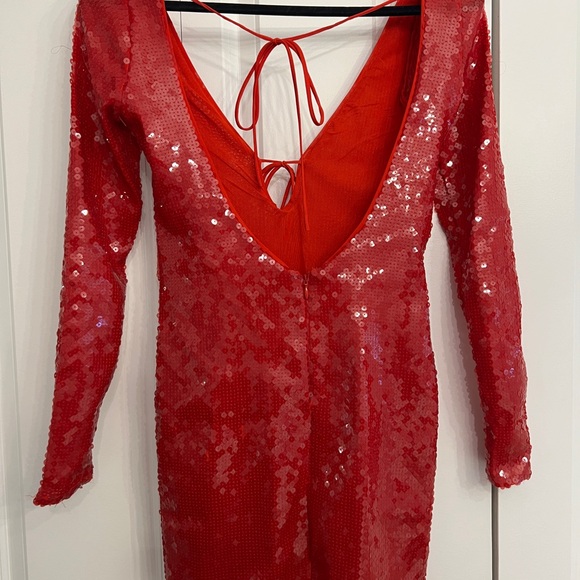 Verona Bardot Red Sequin Long Sleeve Dress - Picture 4 of 6